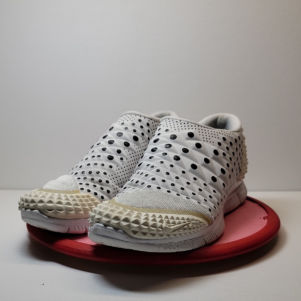 Nike Free Orbit 2 White And Black